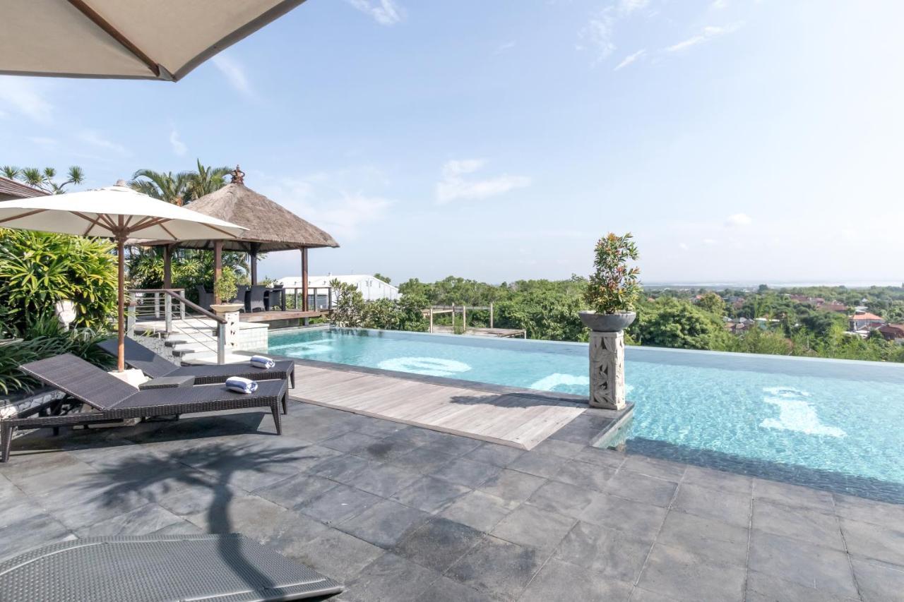 Villa Hening Jimbaran Exterior foto